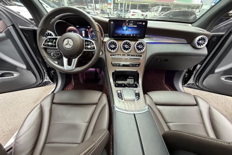 Used Mercedes-Benz GLC 2022 Refreshed GLC 300 L 4MATIC Dynamic Edition
