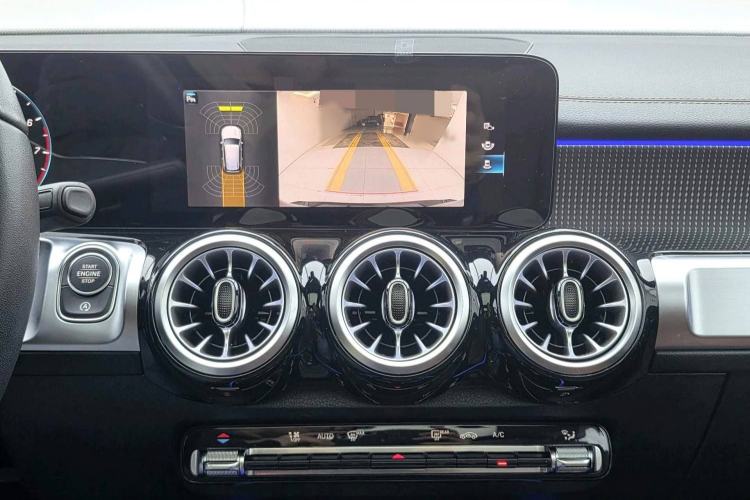 Used Mercedes-Benz GLB 2023 GLB 220 Fashion Model