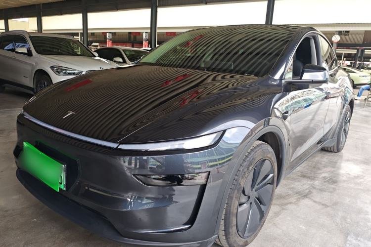 Used Tesla Model Y 2025 Rear-Wheel-Drive Version