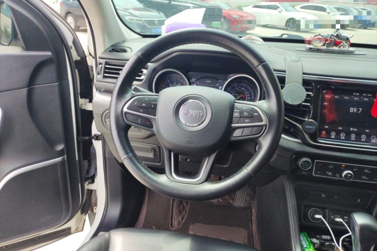 Used Jeep Grand Commander 2018 2.0T Two-Wheel Drive Enjoy Edition China V