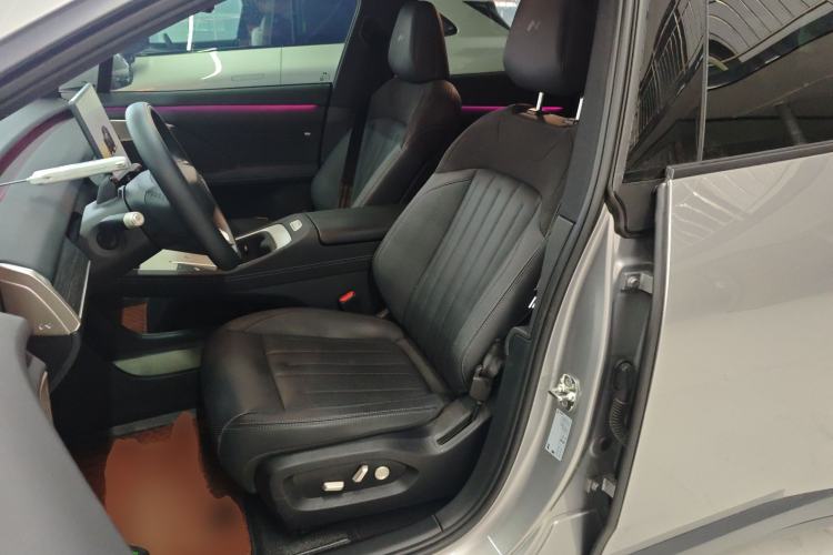 Used ONVO L60 2024 60 kWh Rear-Drive Version
