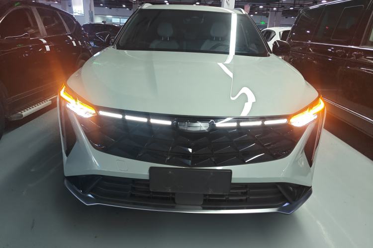 Used Geely Auto Emgrand X7 Sport 2023 Boyue COOL 1.5TD ZhiZun Edition