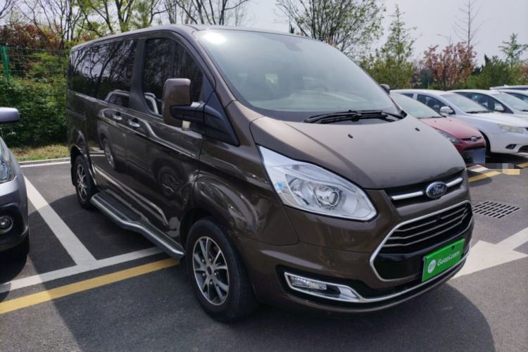Used Ford Tourneo Custom 2017 2.0T Automatic Elite Version Front Right 45 Deg