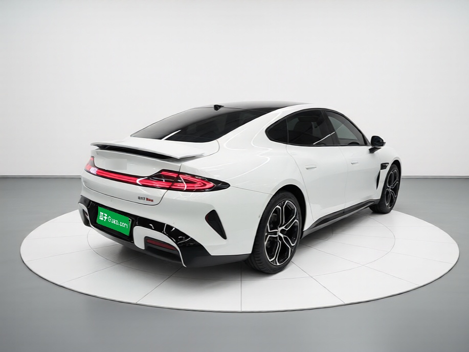 Xiaomi Auto SU7 2024 Four-Wheel Drive Ultra-Long Range Advanced Intelligent Driving Max Edition — снимка 6