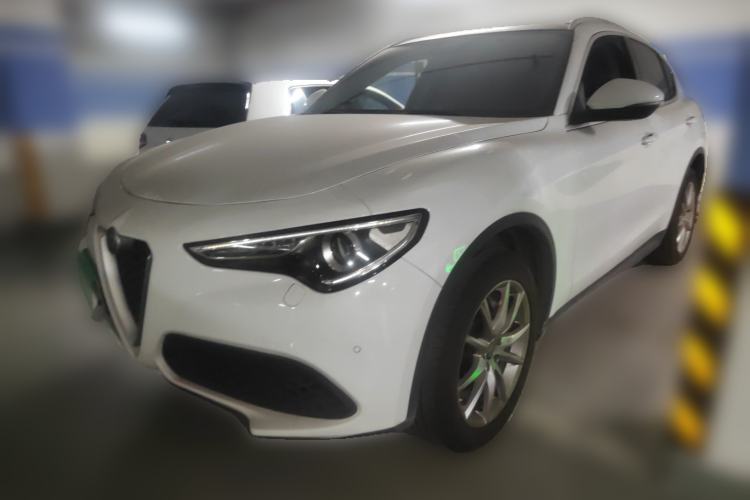 Used Alfa Romeo Stelvio 2017 2.0T 200HP Luxury Edition