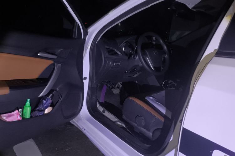 Used MG GT 2016 1.5L Automatic Value-Added Luxury Edition
