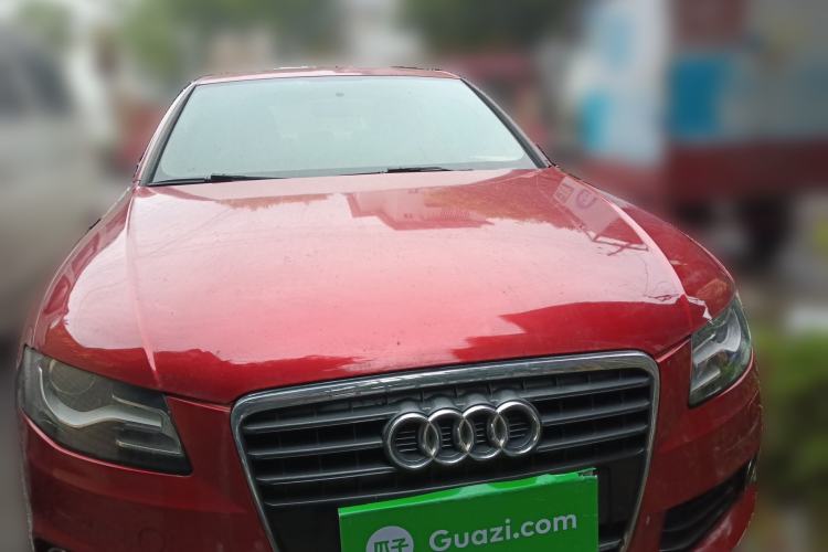 Used Audi A4L 2012 2.0 TFSI automatic Comfort trim level