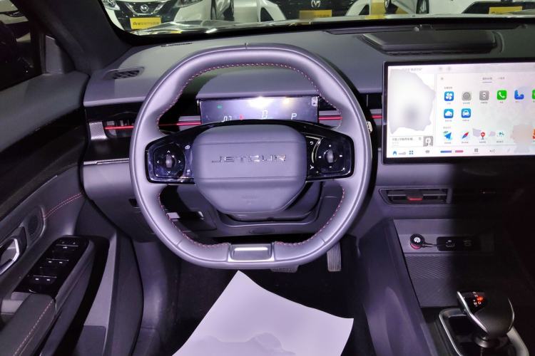 Used JETOUR Dashing 2023 1.5T DCT Starlight Shine Pro Edition
