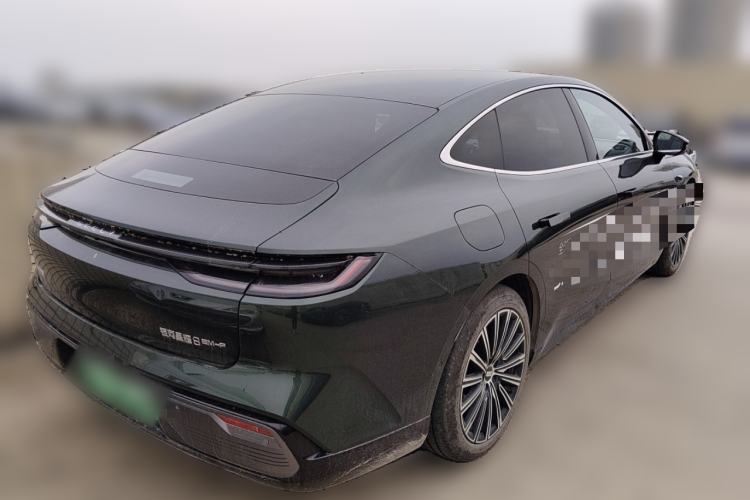 Used Geely Galaxy 8 2025 130km EM-P Starship Edition
