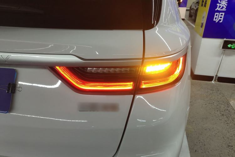 Used Geely Auto Vision X6 2020 1.4T CVT Luxury Edition
