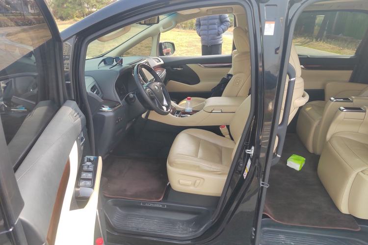 Used Toyota Alphard 2015 3.5L Luxury Edition Left Front Seat