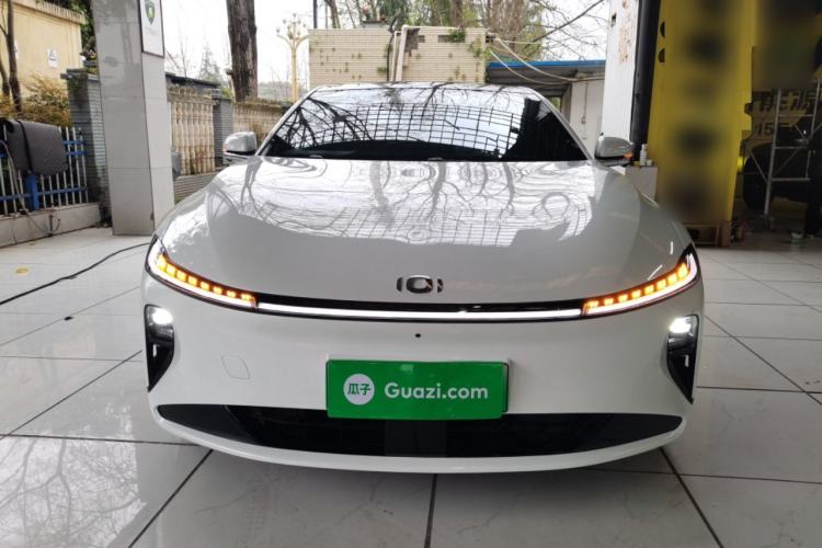 Used CHANGAN NEVO A07 2025 Blue Whale Range-Extending Model 140 Elite Version Front