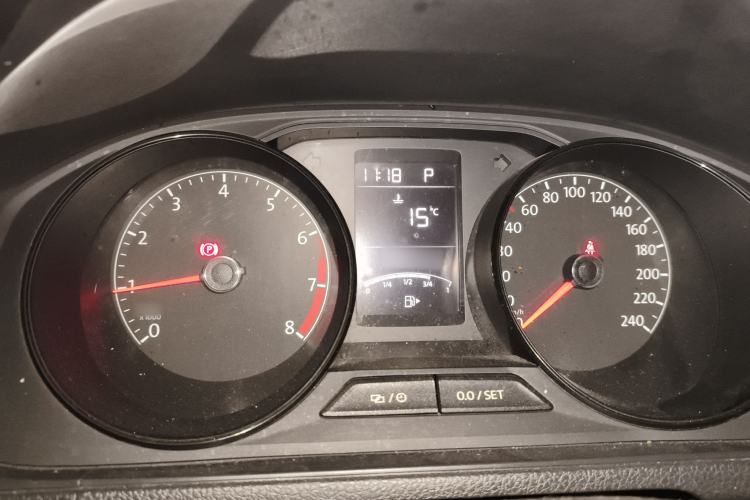 Used Volkswagen Lavida 2015 1.6L Automatic Fashion Edition