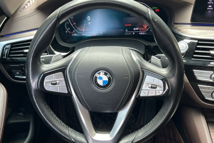 Used BMW 5 Series 2020 530Li Leading Edition Luxury Package Interior 1