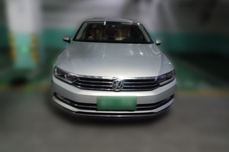 Used Volkswagen Magotan 2017 330TSI DSG Luxury Model