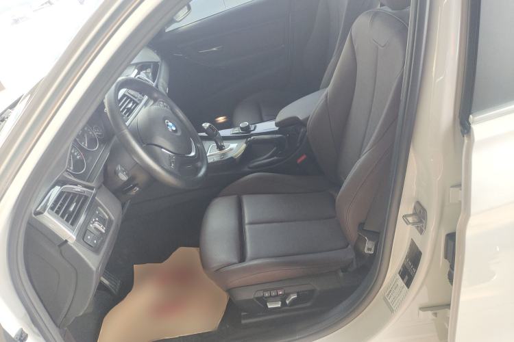 Used BMW 3 Series 2018 320Li Fashion Model Left Front Seat