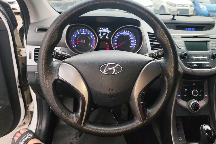 Used Hyundai Elantra (5th Generation / Langdong) 2016 1.6L Automatic Smart Version Steering Wheel