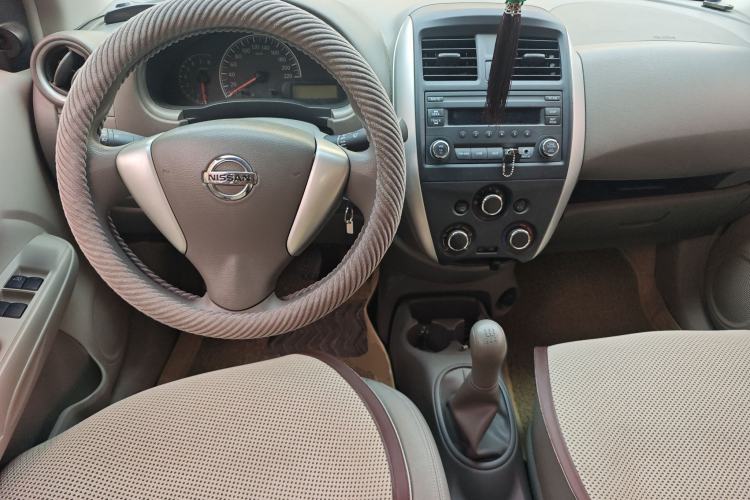 Used Nissan Sunny 2015 1.5XE Manual Comfort Edition
