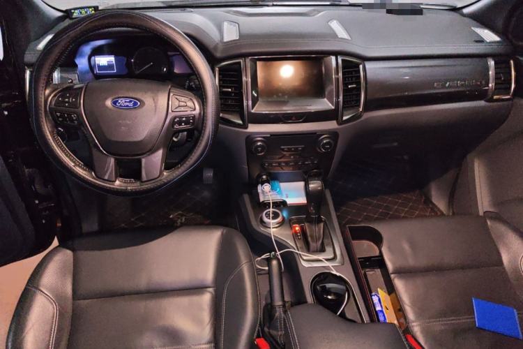 Used Ford Everest 2017 2.0T Gasoline Automatic 4x4 Luxury Edition 7 Seats