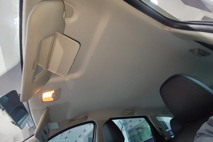 Used Wuling Hongguang S3 2019 1.5L Manual Standard Version China VI Standard