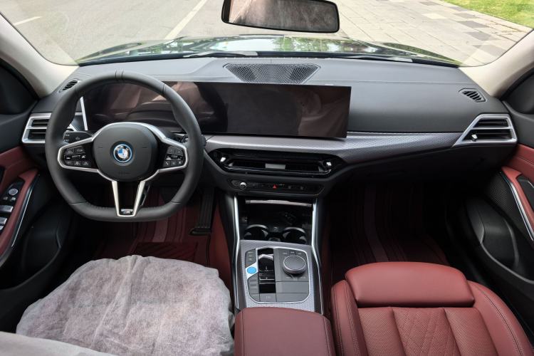 Used BMW i3 2025 eDrive 40 L Midnight Edition