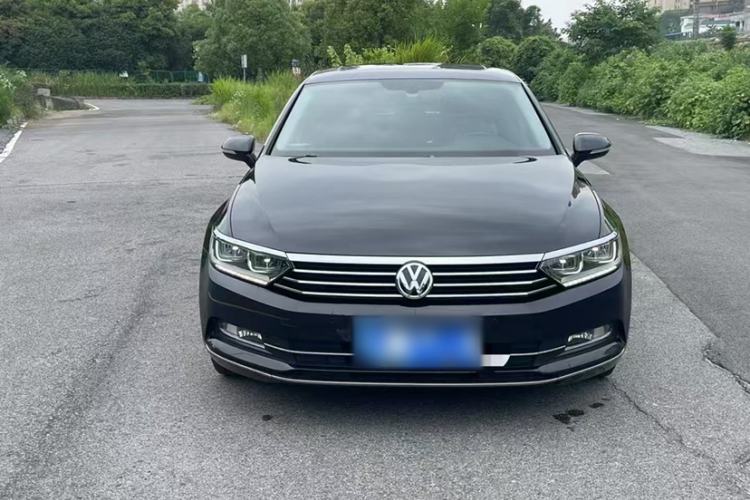 Used Volkswagen Magotan 2018 Facelift 330TSI DSG Luxury Model
