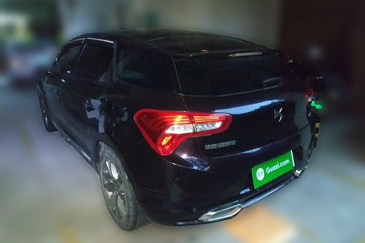 Used DS 5 2015 1.6T Luxury Edition THP160