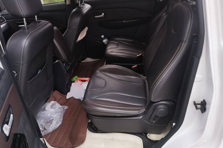 Used Dongfeng Fengon 370 2018 S370 1.5L CVT Luxury 7-Seater