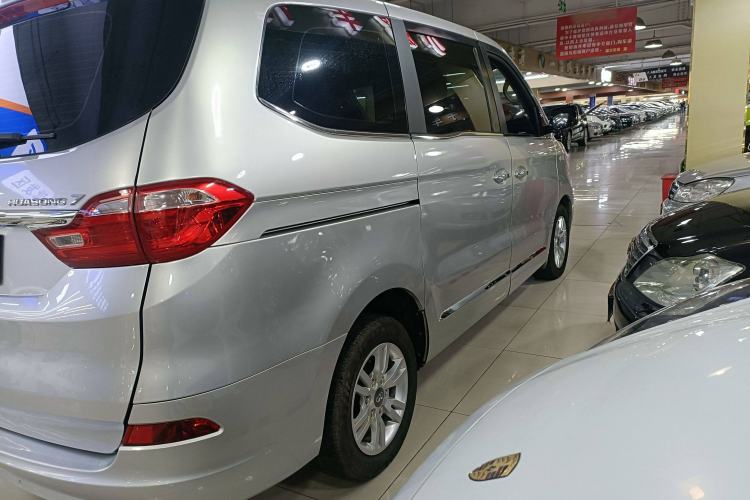 Used Huasong 7 2017 2.0T Automatic Elite Edition
