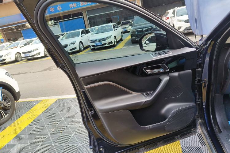 Used Jaguar F-PACE 2019 2.0T Four-Wheel Drive Urban Luxury Edition