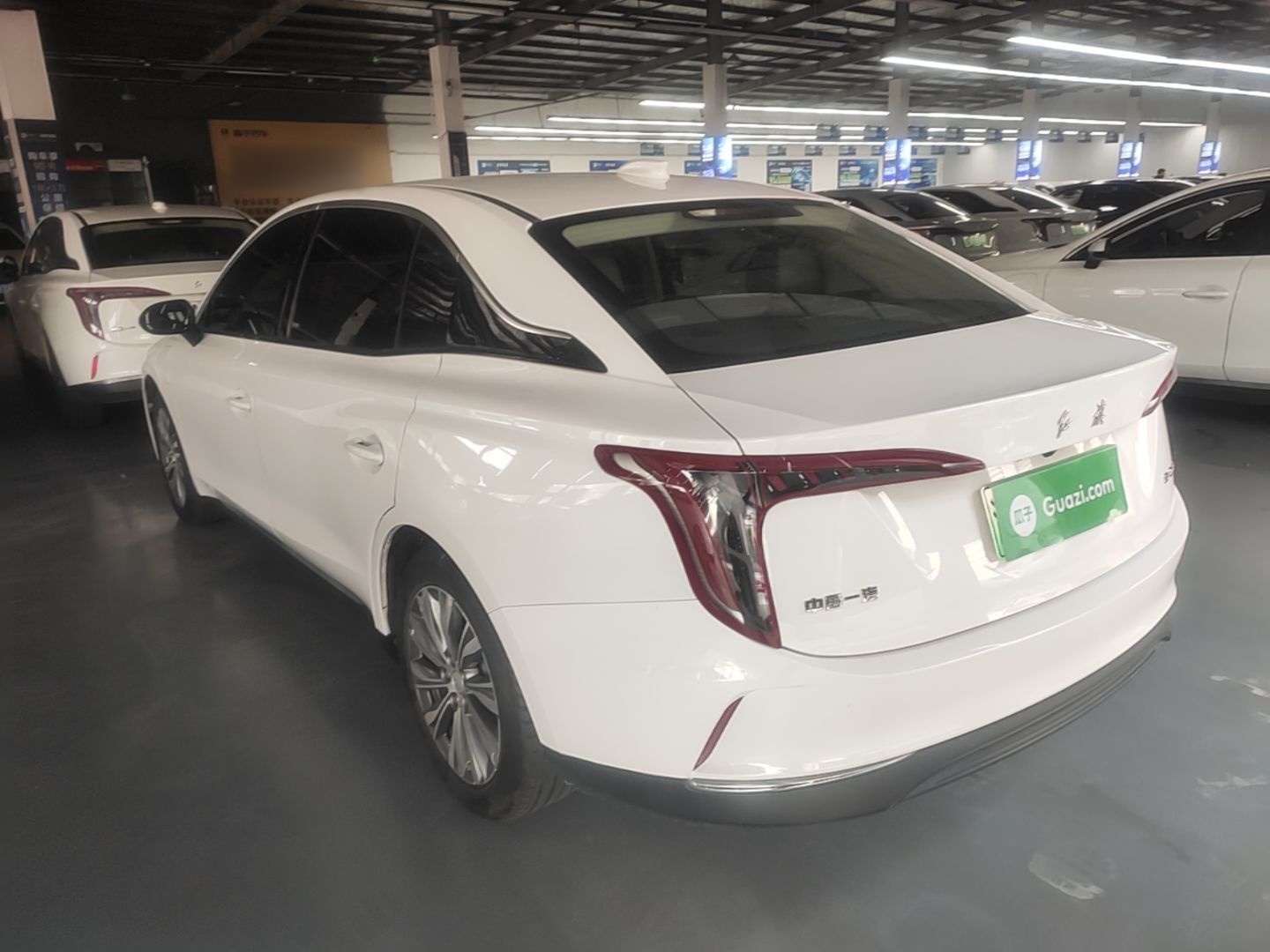 Hongqi E-QM5 2024 450km Range Commuter Version — снимка 4