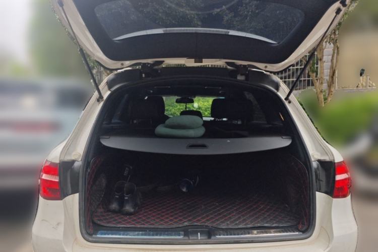 Used Mercedes-Benz GLC 2019 GLC 260 L 4MATIC Dynamic Model Trunk