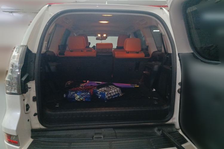 Used Lexus GX 2014 400 Prestige Edition Trunk