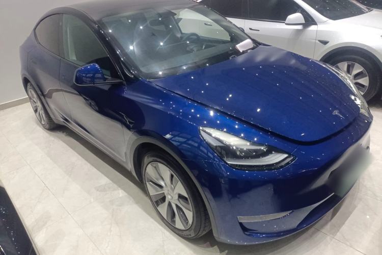 Used Tesla Model Y 2021 Long-Range All-Wheel-Drive Version