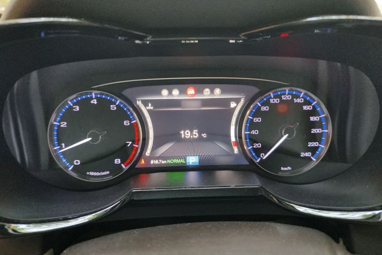 Used GAC Trumpchi GS8 2017 320T Two-Wheel Drive Luxury Smart Connectivity Version (7 Seats)
