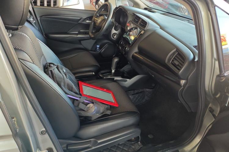 Used Honda Fit 2014 1.5L LX CVT Comfort Model
