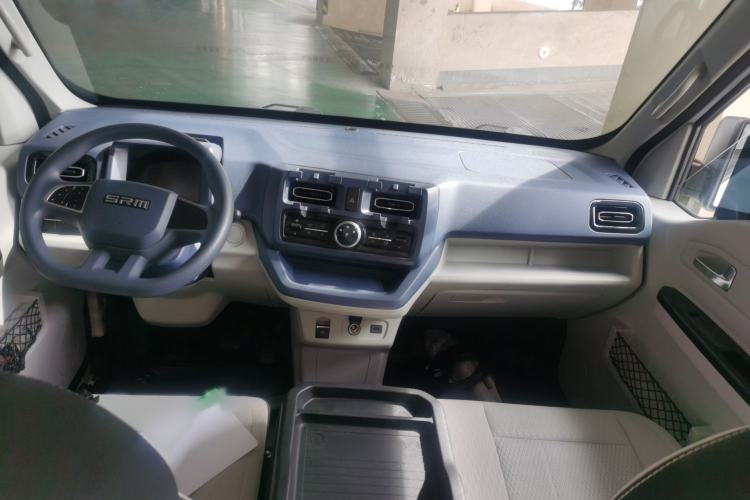 Used SRM New Energy E3 2025 Fudi 310KM Practical Passenger Vehicle
