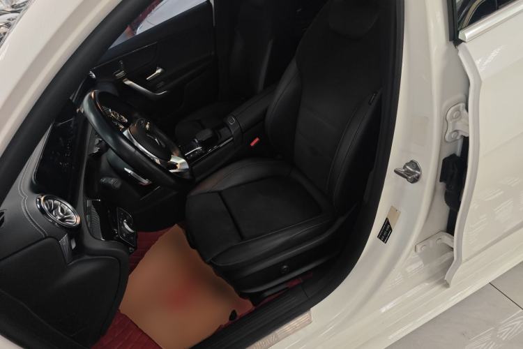 Used Mercedes-Benz A-Class 2021 A 200 L Sport Sedan Fashion Model
