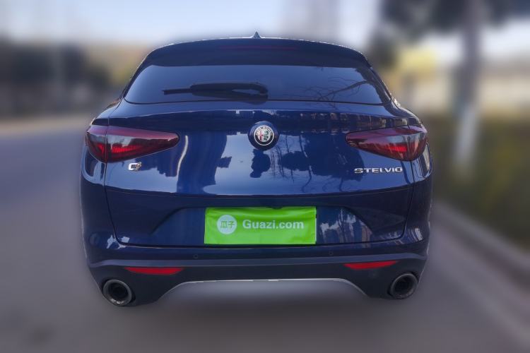 Used Alfa Romeo Stelvio 2017 2.0T 200HP Luxury Edition
