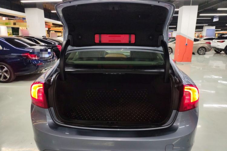 Used Volvo S60 2018 S60L T3 Smart Progress Edition