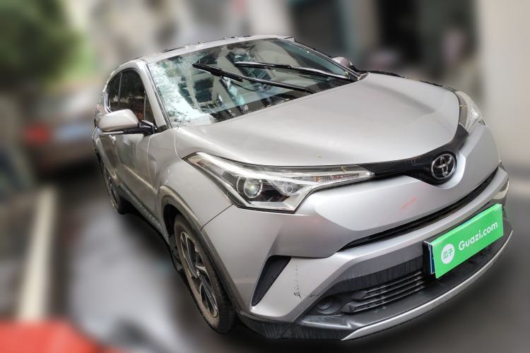 Used Toyota IZOA 2020 2.0L Yichi Version Front Right 45 Deg