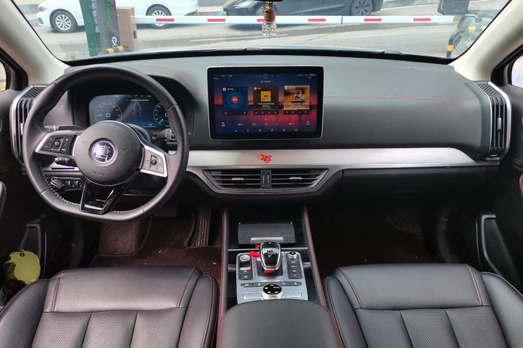 Used BYD Tang New Energy 2018 DM 2.0T All-Wheel Drive Smart Connectivity Luxury Model 7 Seats China V Emission Standard