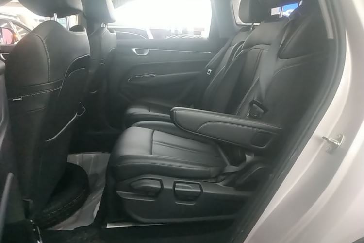 Used Wuling Victory 2020 1.5T CVT Flagship Edition Left Rear Seat