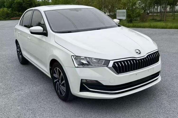 Used Skoda Rapid 2020 1.5L Automatic Comfort Edition

