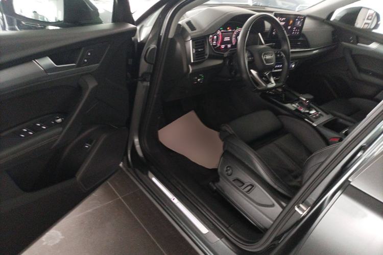 Used Audi Q5L 2022 40T Fashionable and Dynamic Model