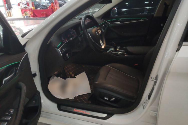 Used BMW 5 Series 2021 525Li Luxury Package