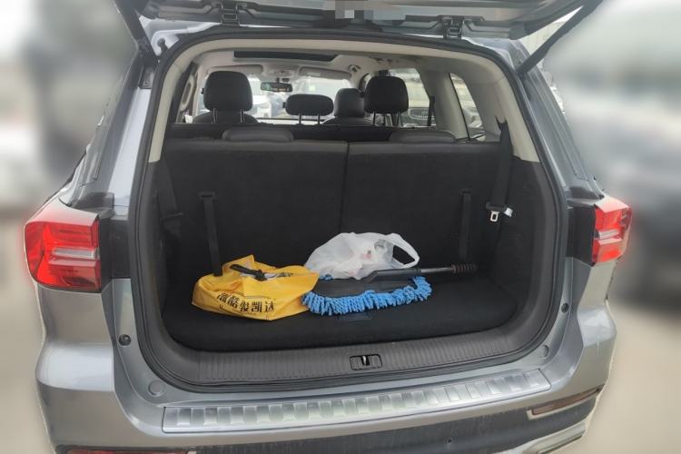 Used Roewe RX8 2018 30T Smart Connectivity Four-Wheel Drive Flagship Edition
