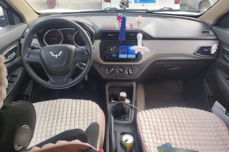 Used Wuling Hongguang 2018 1.5L S Standard Version L2B