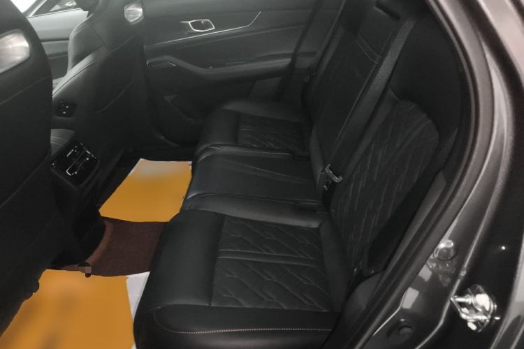 Used Changan UNI-K iDD 2022 Blue Whale iDD 130km 1.5T Prestige Model
