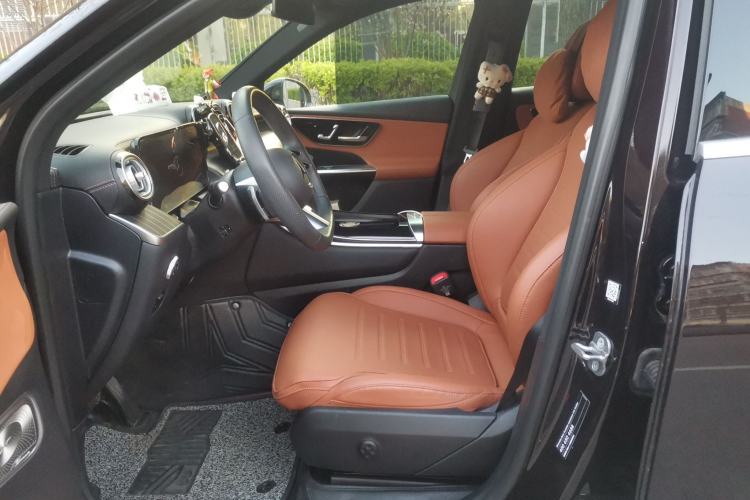 Used Mercedes-Benz GLC 2024 GLC 300 L 4MATIC Dynamic Edition 5-seater
